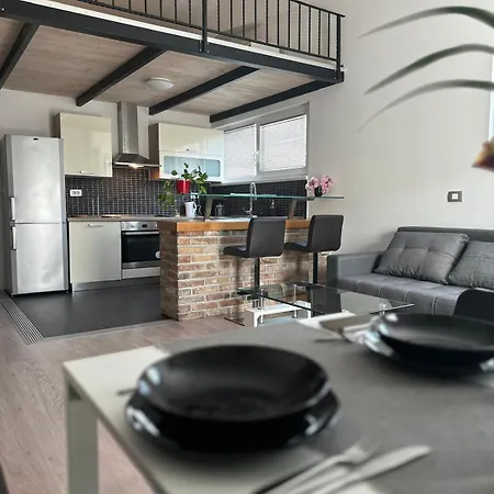 Stucin Apartment