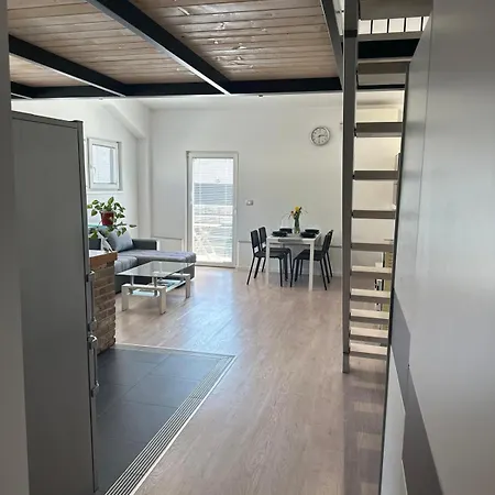 Stucin アパート *