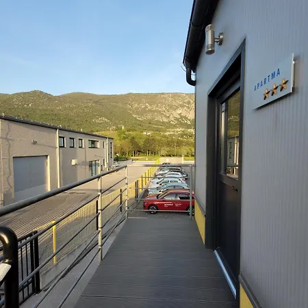Stucin Apartment Vipava