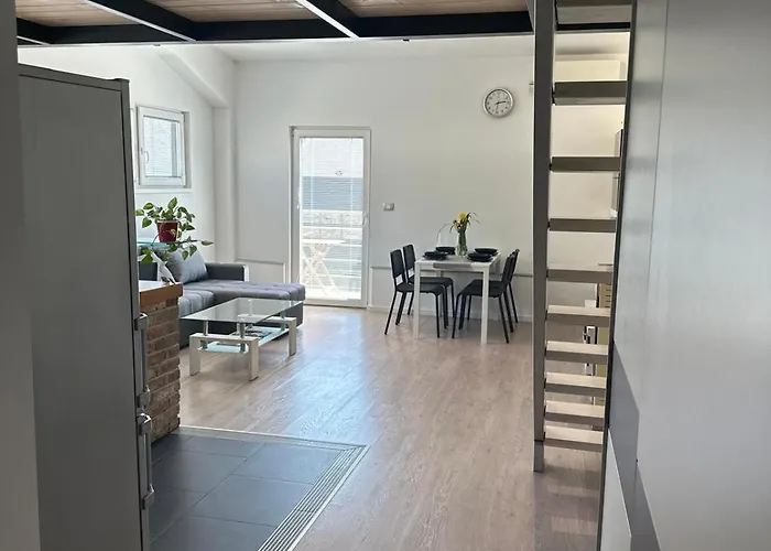 Stucin Apartamento *